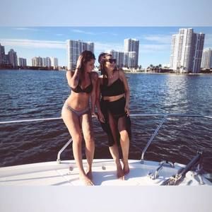 Meet your Posher, Haute coiff